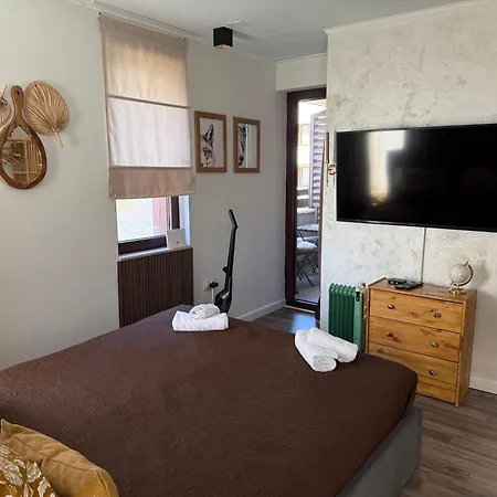 Luxury Studio1 In Friends Апартамент