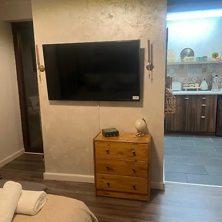 Luxury Studio1 In Friends Апартамент *